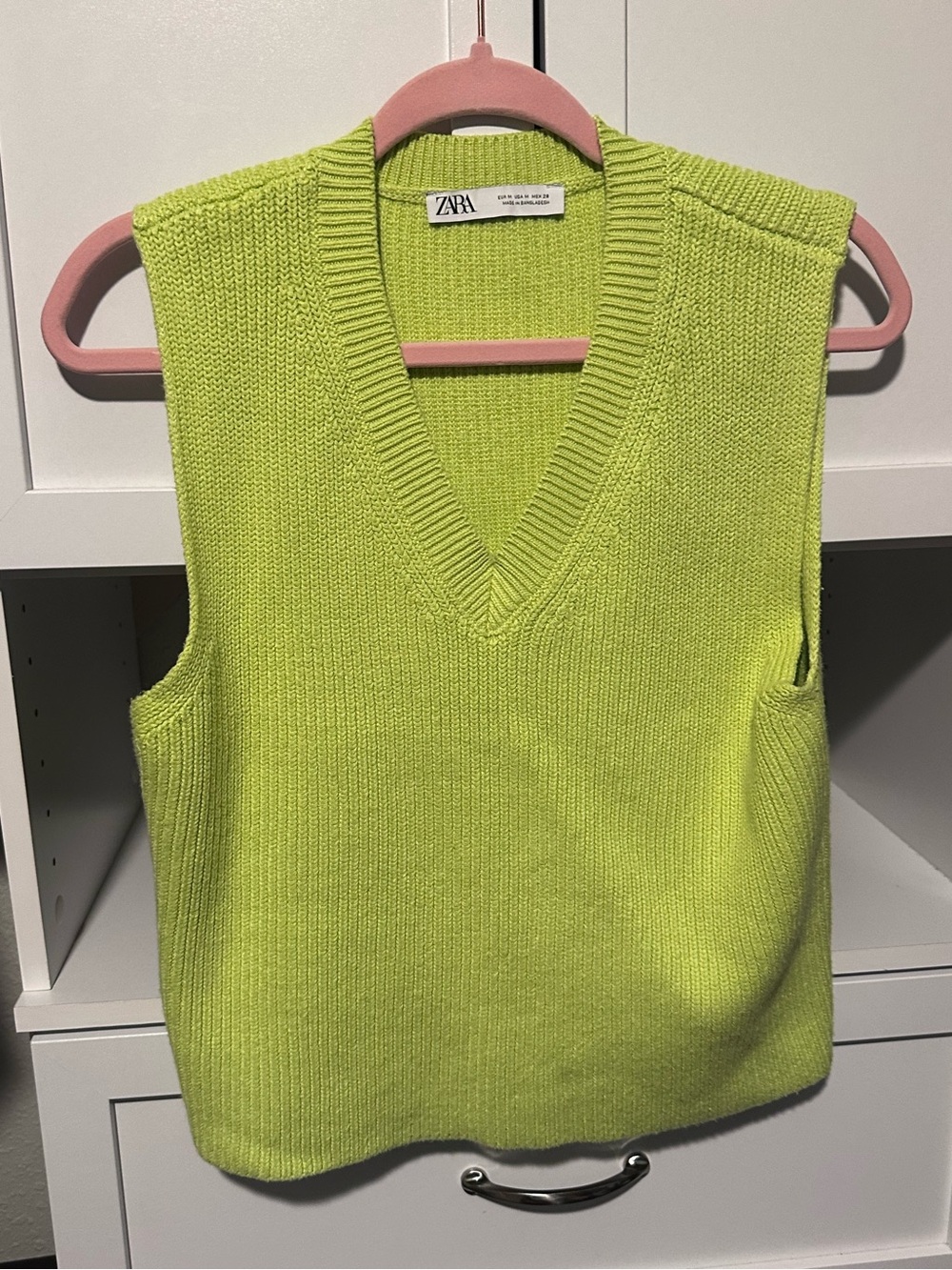 Zara Lime Green V Neck Knit Sweater Vest Size Medium